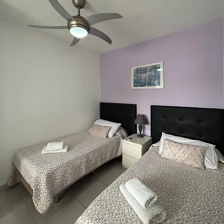 Poolside In Costa Silenciok102 * Коста-дель-Силенцио